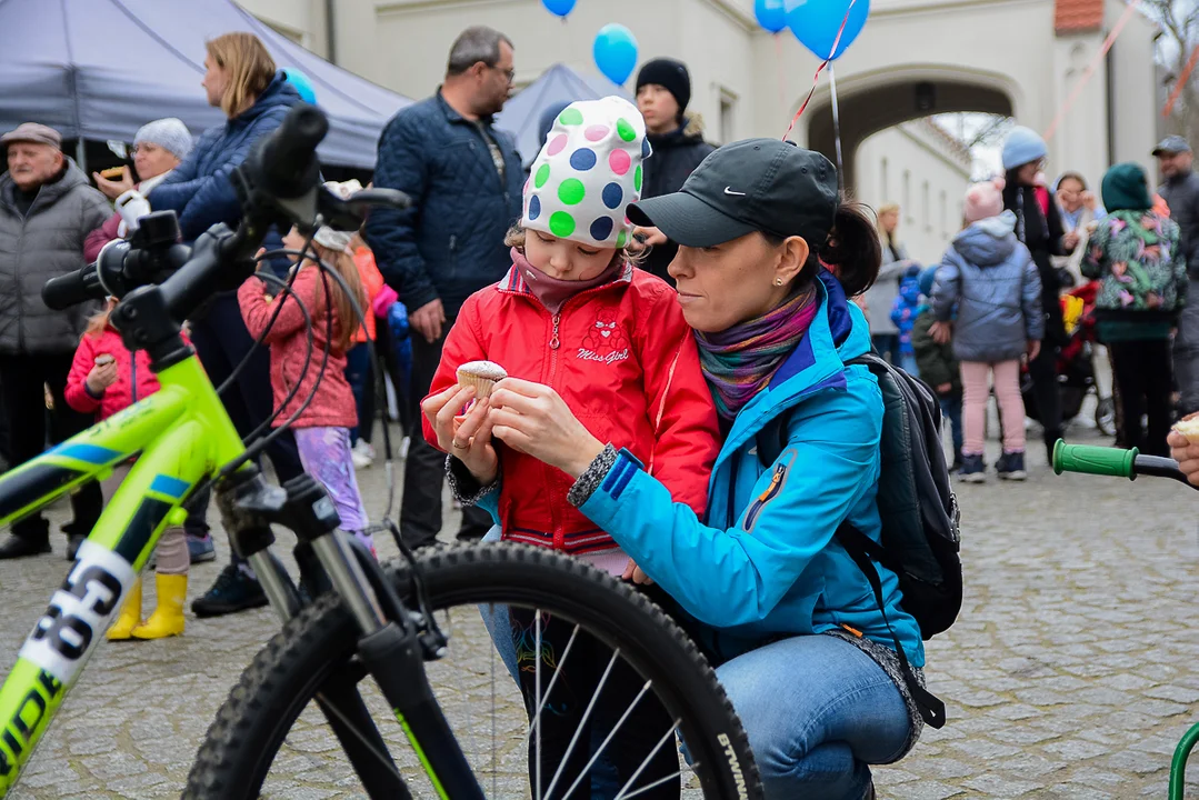 W Jarocinie trwająTargi Wiosenne i "WIelkanoc w parku Radolińskich"