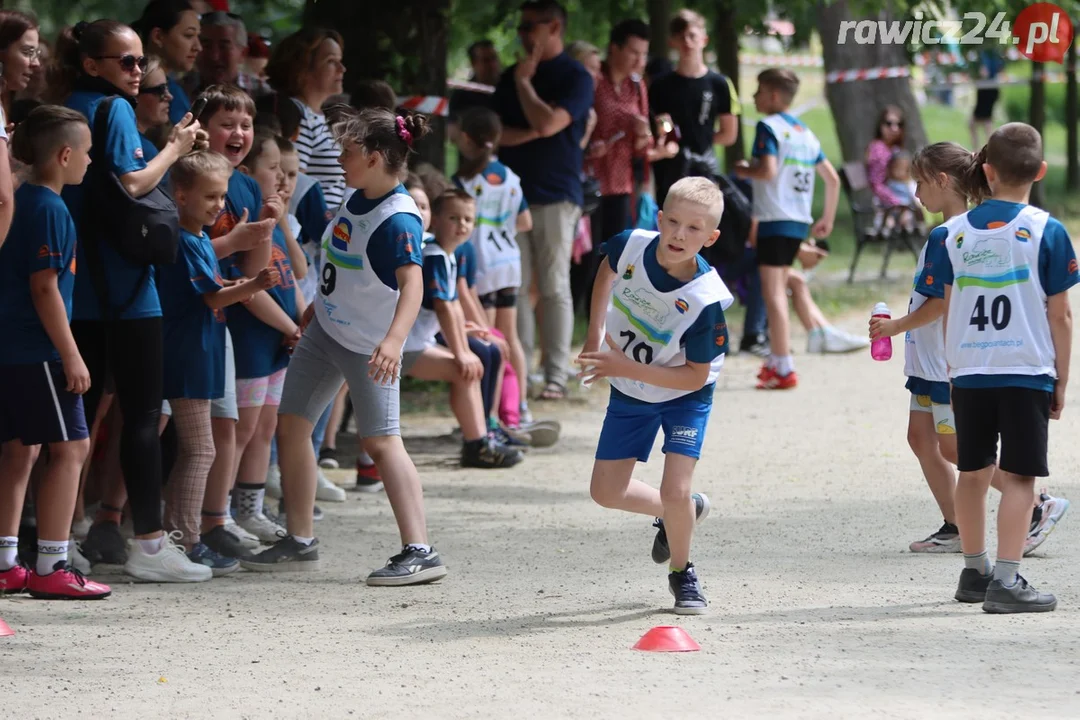 Sztafety szkolne w ramach 24h Rawickiego Festiwalu Sportu