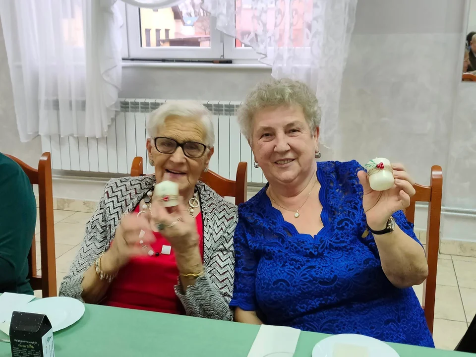 Zaprosili seniorów do wspólnego stołu. Akcja kolacja w Dubinie - Zdjęcie główne