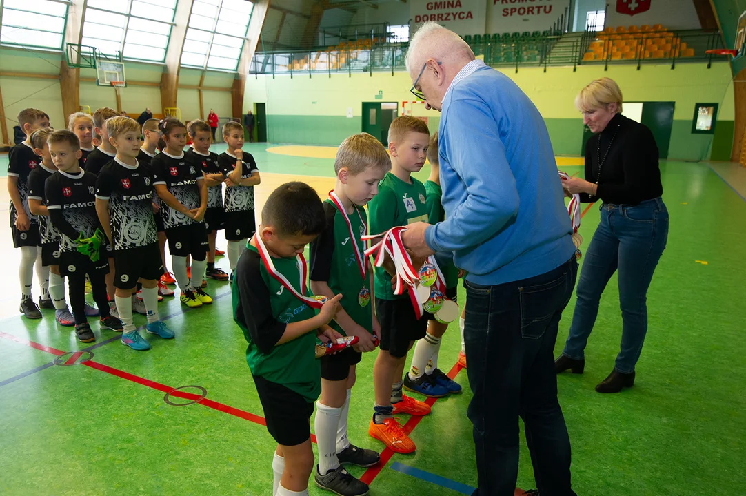 Akademia Talentów i Biały Orzeł na Sportowych Mikołajkach