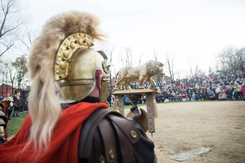 11 listopada w Jarocinie. Inscenizacja legendy o św. Marcinie