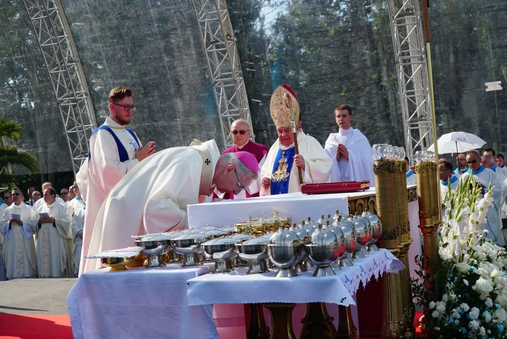 Smolice. Koronacja wizerunku Matki Bożej Uzdrowienia Chorych