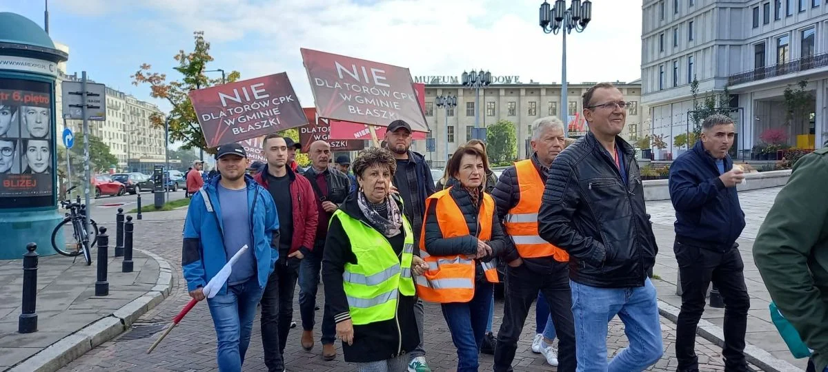 Mieszkańcy Ziemi Jarocińskiej protestują przeciwko CPK w Warszawie