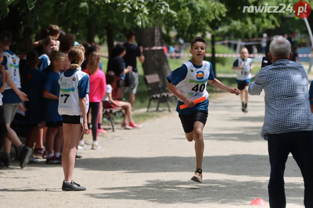 Sztafety szkolne w ramach 24h Rawickiego Festiwalu Sportu