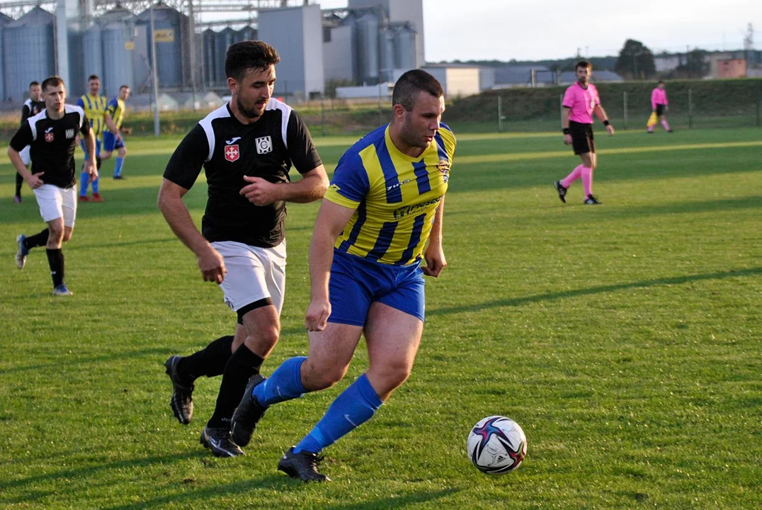 Czarni Dobrzyca - Stal Pleszew 0:2