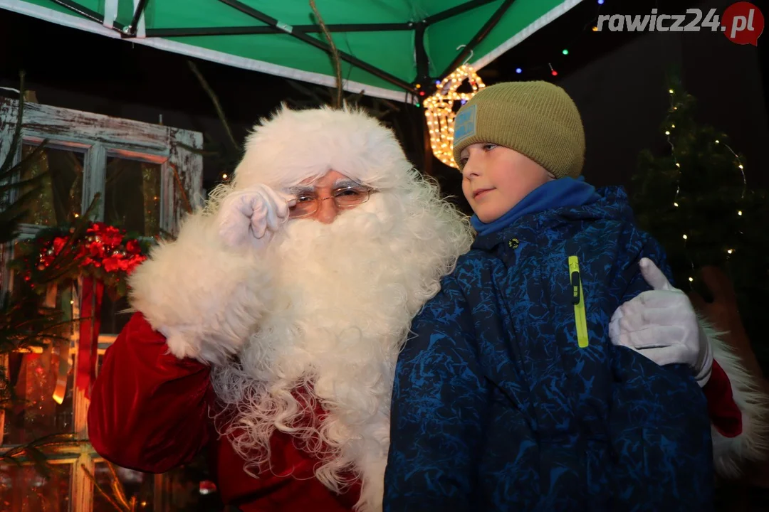 Spotkanie ze Świętym Mikołajem na Rawickim Jarmarku Bożonarodzeniowym