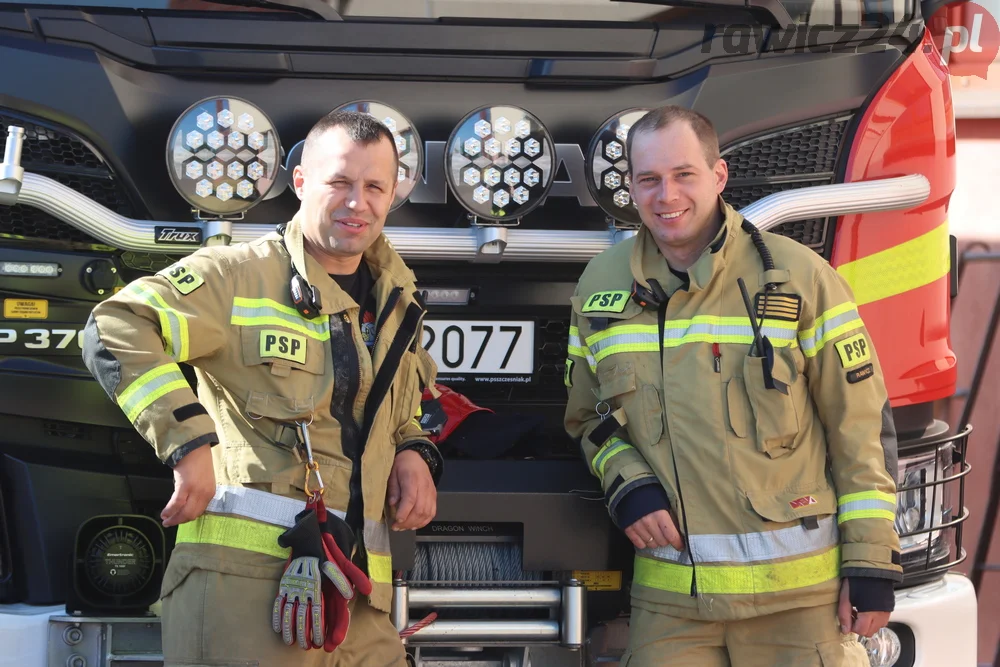 Pożar w lesie pomiędzy Zieloną Wsią a Dębnem Polskim