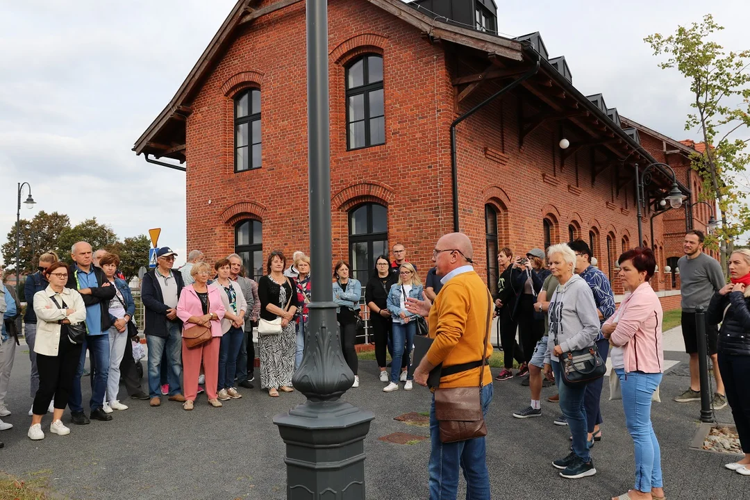 Śladami dzielnicy pruskiej. Za nami kolejny historyczny spacer w Pleszewie [ZDJĘCIA] - Zdjęcie główne