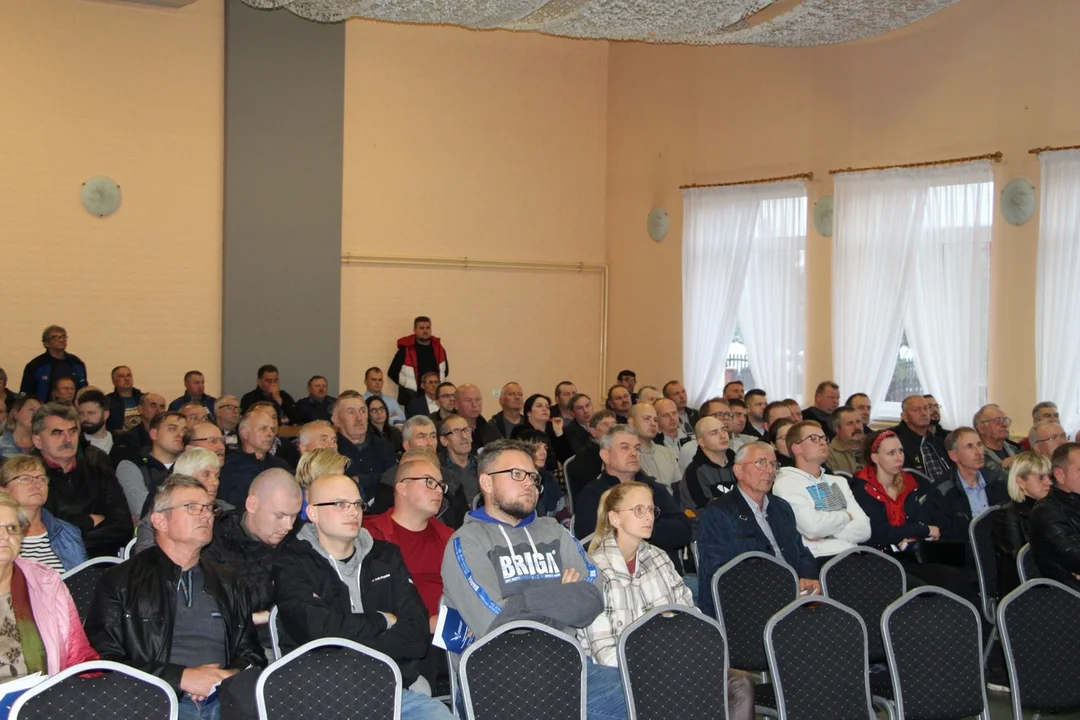 Konsultacje w sprawie budowy Kolei Dużych Prędkości w Gołuchowie