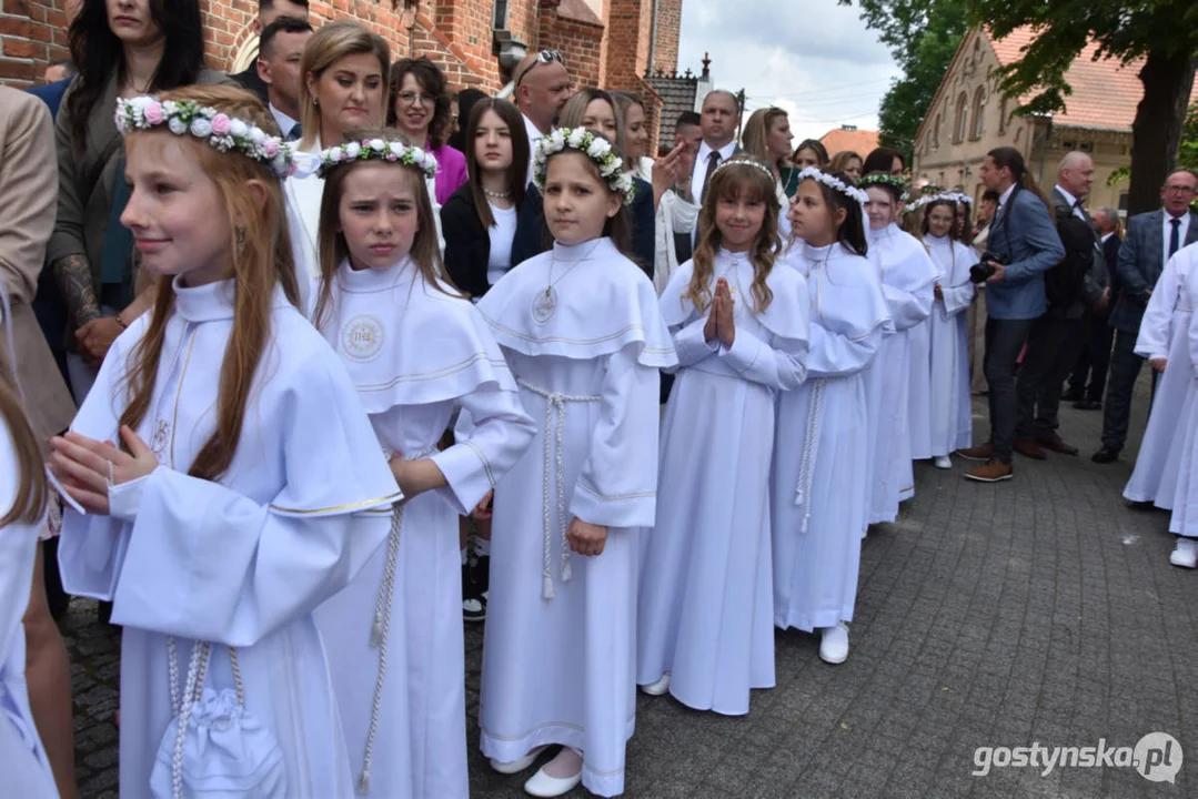 Uroczystość Pierwszej Komunii Świętej w parafii farnej w Gostyniu