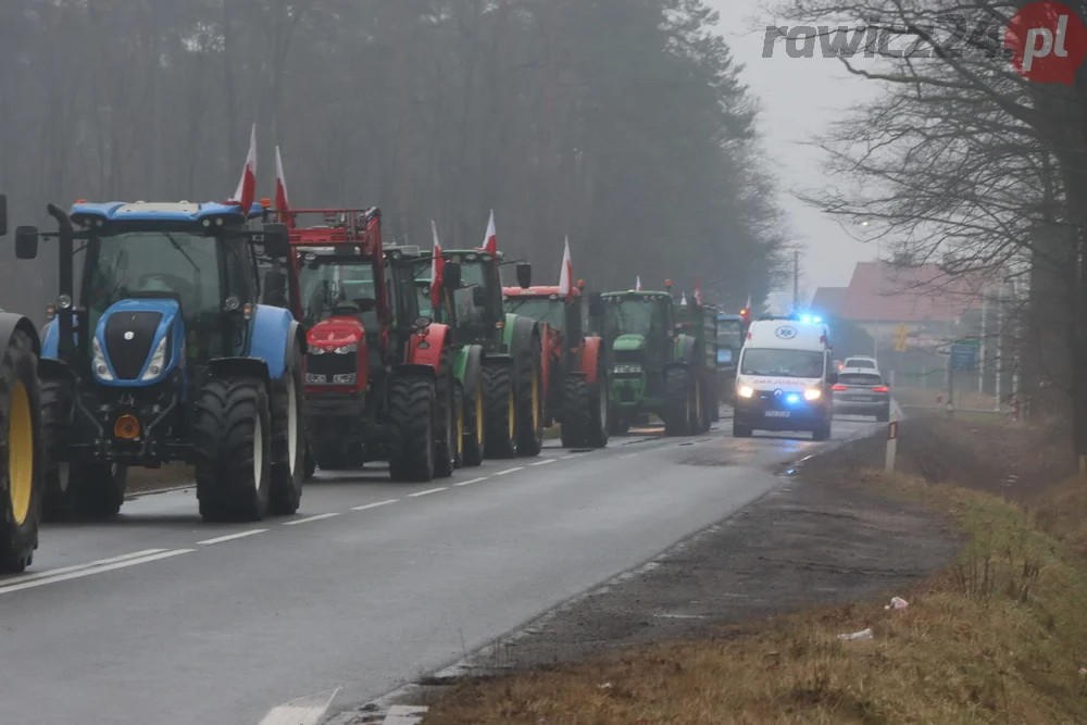 Protest rolników w okolicy Załęcza i na S5