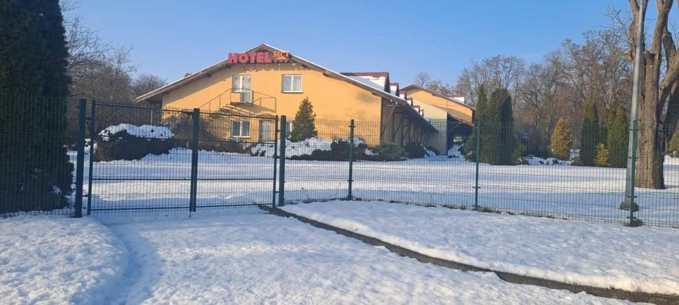Hotel MCT Żerków się zamyka? W gminie huczy od plotek. Wyjaśniamy, jak jest naprawdę - Zdjęcie główne
