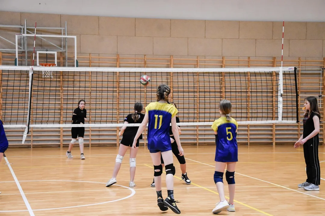 Turniej minisiatkówki w Rawiczu