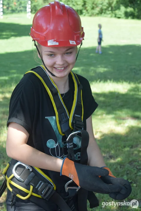 Akcja charytatywna w Domu Dziecka w Bodzewie. Piknik integracyjny z pracownikami firmy Dachbart