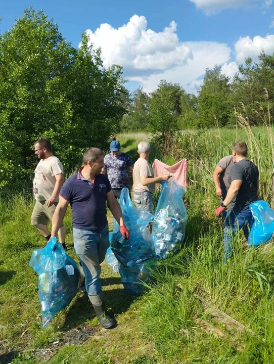 Posprzątali glinianki w Kwielniu