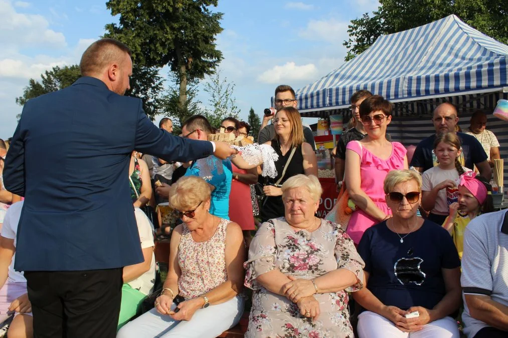 Po dwóch latach przerwy OSP z Dobieszczyzny zorganizowało dożynki