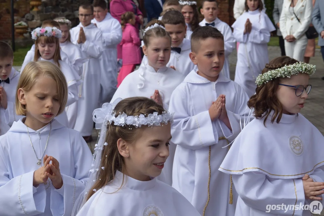 Pierwsza Komunia Św. w parafii św. Jadwigi w Pępowie