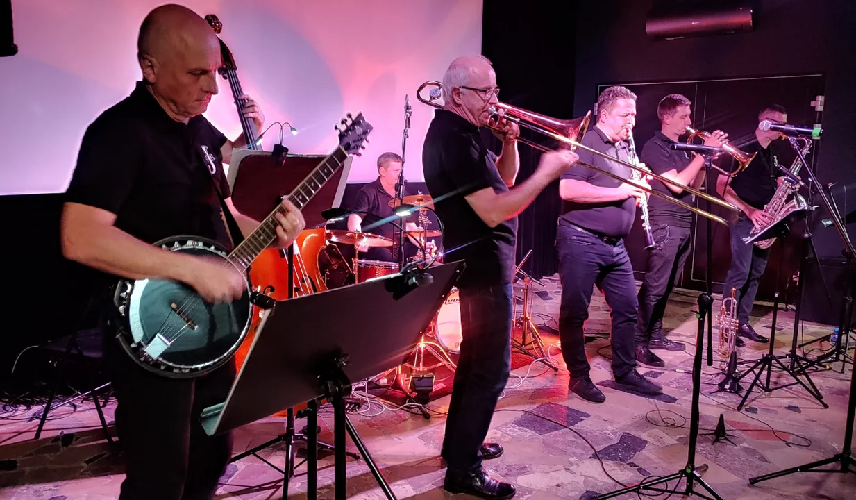 Jazz, blues i muzyka filmowa. Koncert New Jazz Band w Kinie Przedwiośnie - Zdjęcie główne