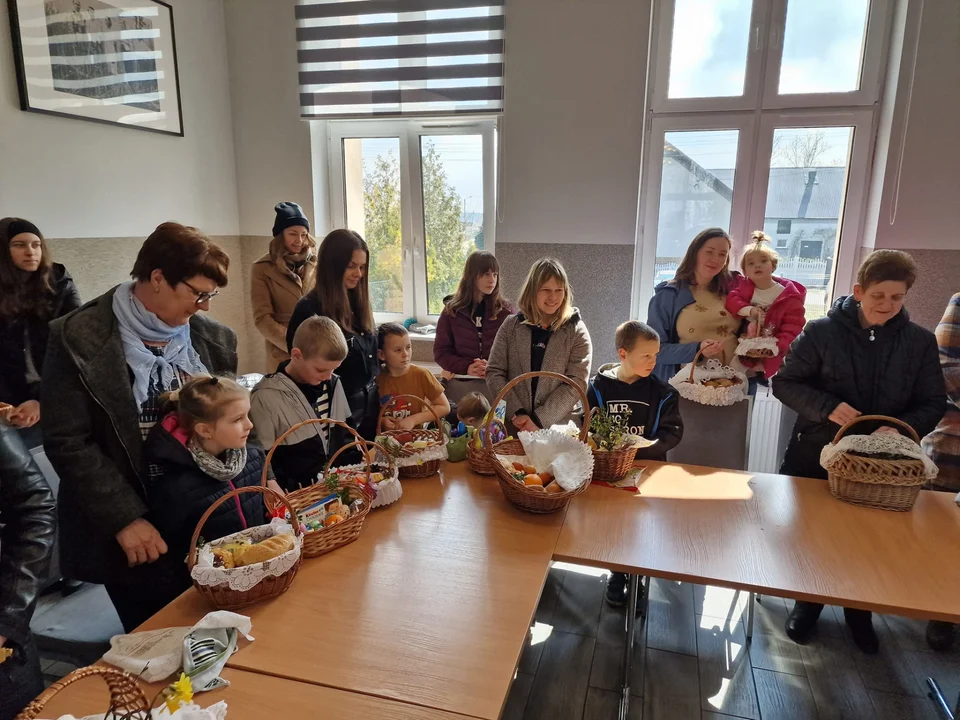 Święcenie potraw w Lutogniewie, Dzierżanowie, Bożacinie i Wróżewach