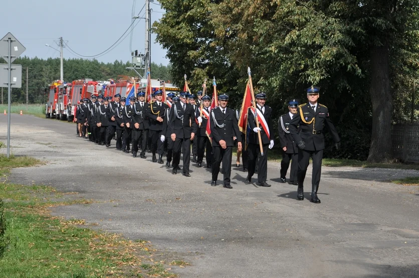 Jubileusz 40-lecia OSP oraz Koła Gospodyń Wiejskich Kolonia Ostrowska-Świerczyna - Zdjęcie główne