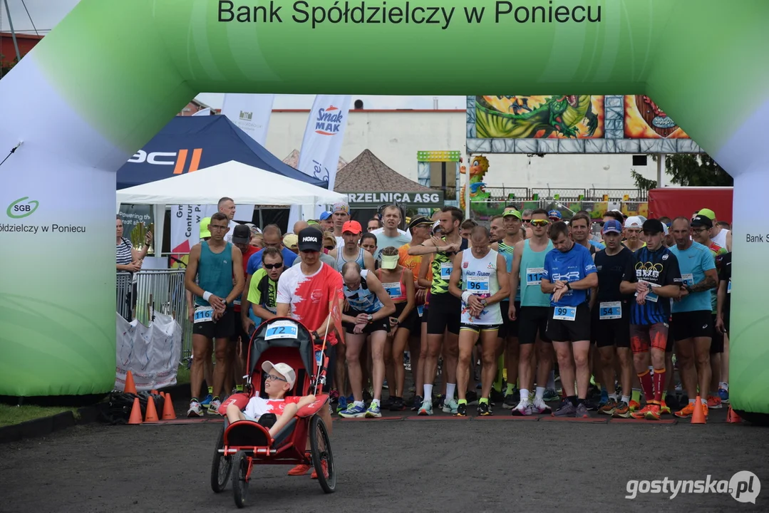 Dni Ponieca 2025 -  Bieg Poniecka 10-tka i 4. Dziecięcy Bieg o Puchar Banku Spółdzielczego w Poniecu