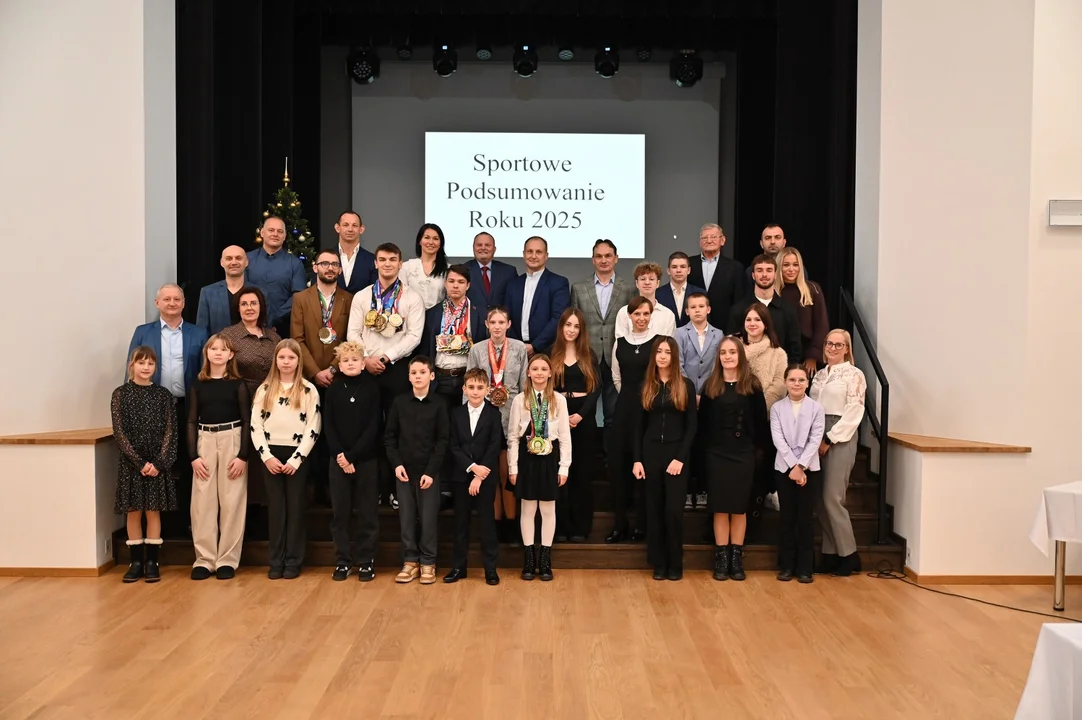 Sportowe podsumowanie roku w Sulmierzycach. Doceniono lokalnych zawodników i trenerów [ZDJĘCIA] - Zdjęcie główne