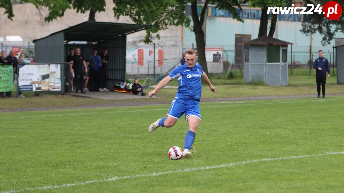 Orla Jutrosin - Tęcza-Osa Osieczna 3:1