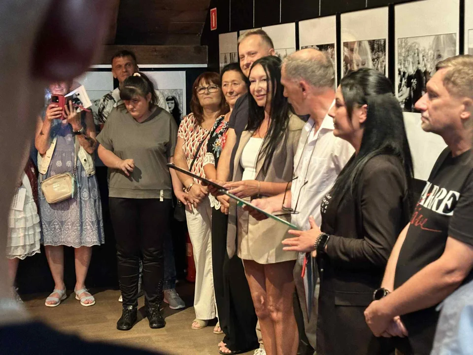 Wernisaż wystawy fotografii Franka Roosendaala "W drodze razem z muzyką rockową"