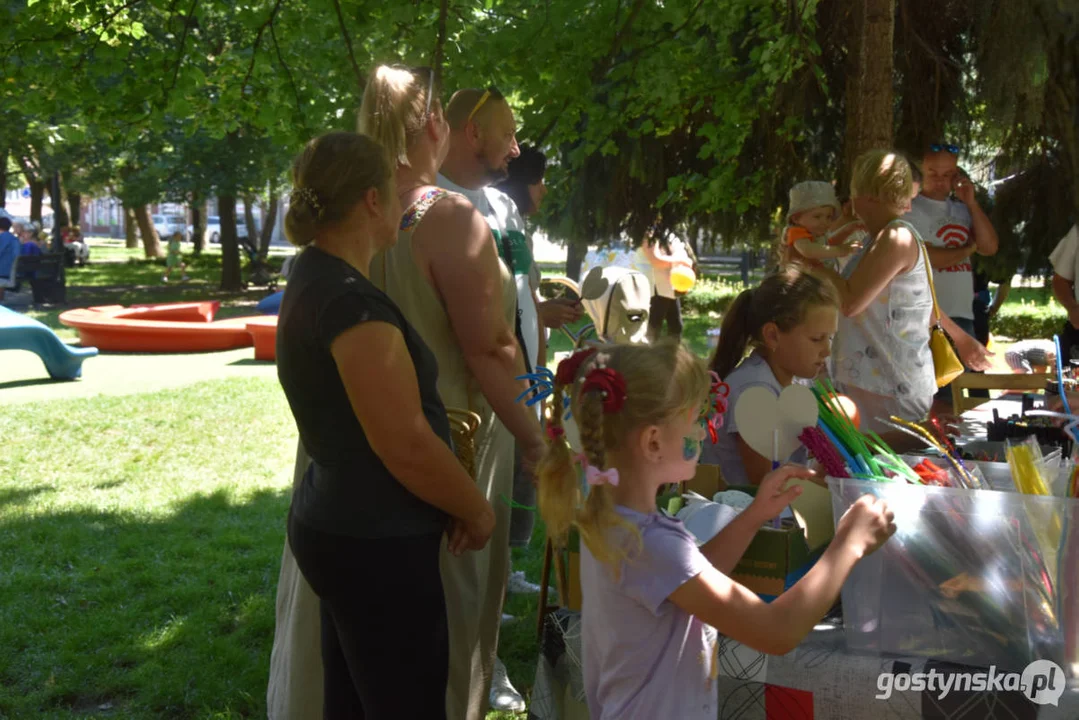 Lokalni Wy-Twórcy w akcji - na kilka godzin do życia przywrócili planty w Gostyniu