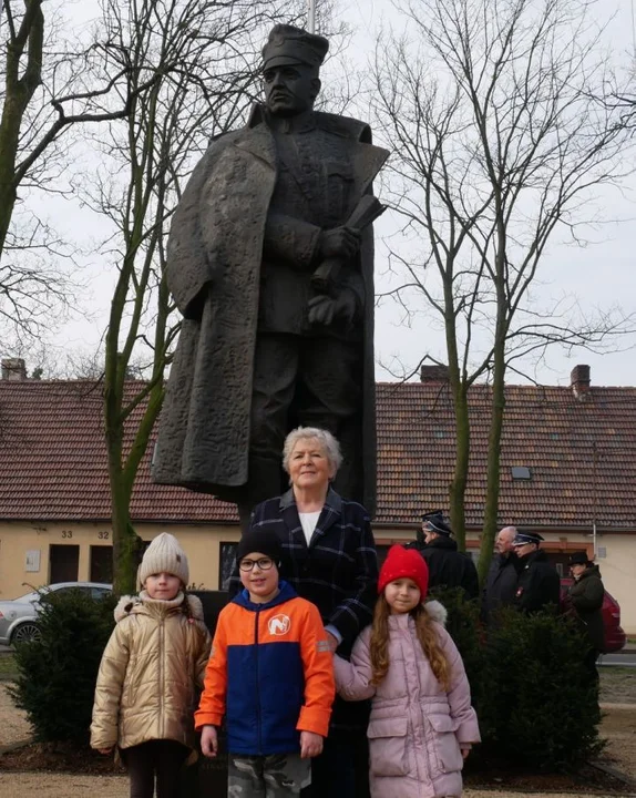 W Mieszkowie uczcili rocznicę śmierci generała Taczaka. Za nieco ponad miesiąc będą świętować 150-lecie urodzin