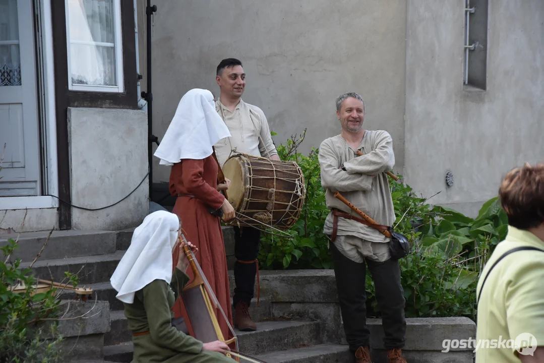 Dzień z Małgorzatą - Jarmark Średniowieczny w gostyńskiej farze