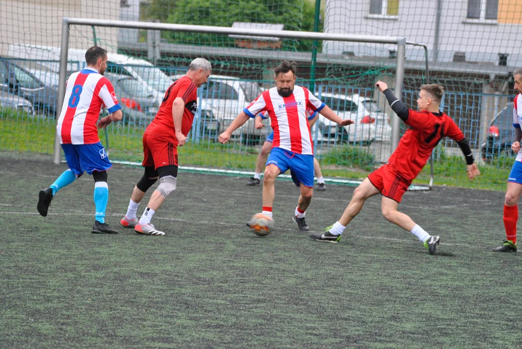 Sądny dzień liderów - Zdjęcie główne