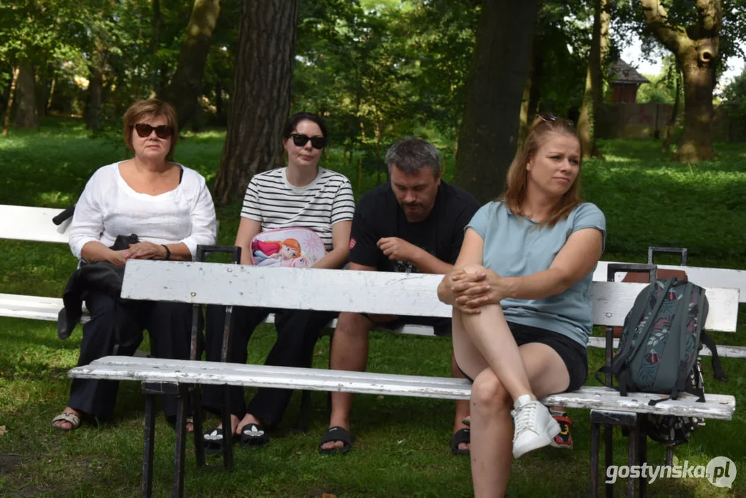 Rodzinny piknik w Pogorzeli - z alpakami i kamykami