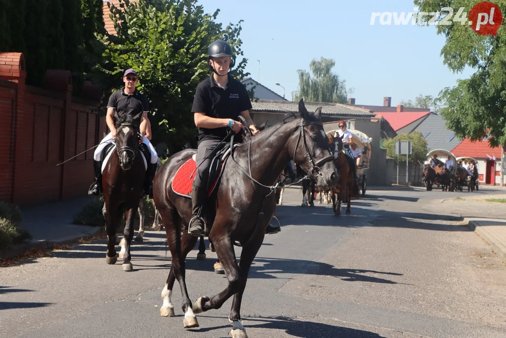 IV Rajd Konny Śladami Rodziny Czartoryskich - start w Starym Sielcu