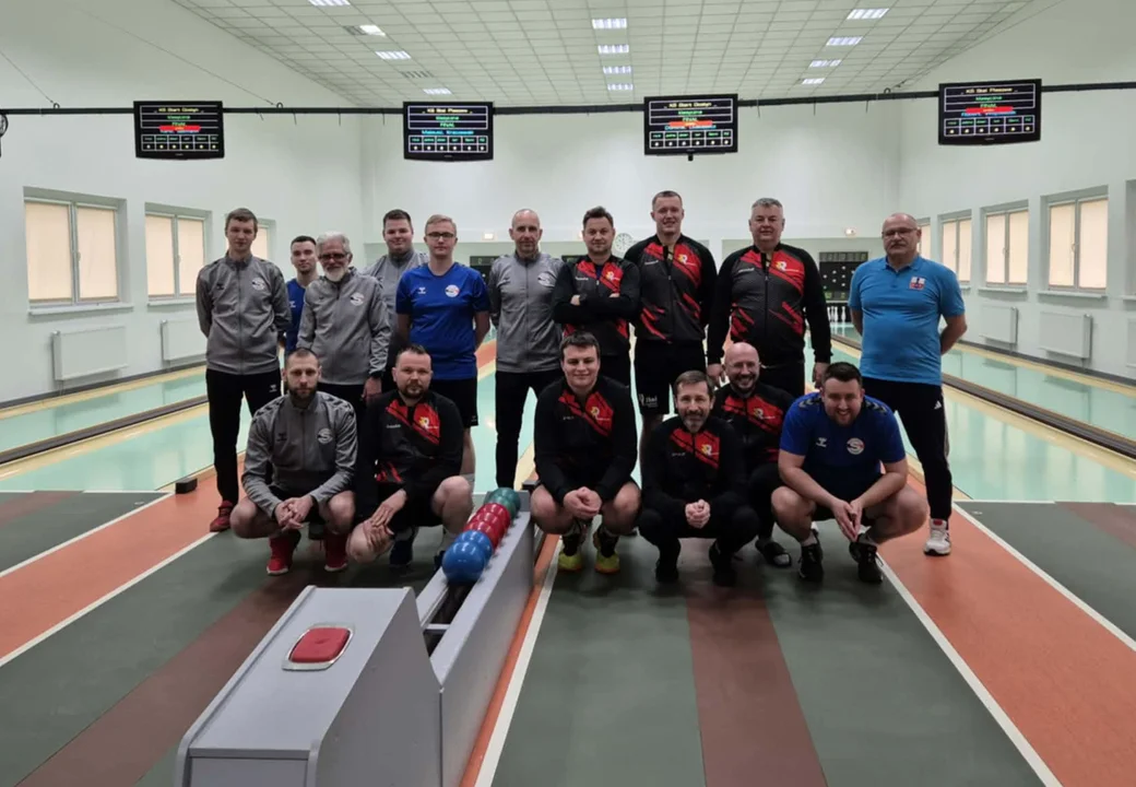 Kręglarze Stali- Robbittech Pleszew wskoczyli na podium. Rekordowa wygrana ze Startem Gostyń - Zdjęcie główne