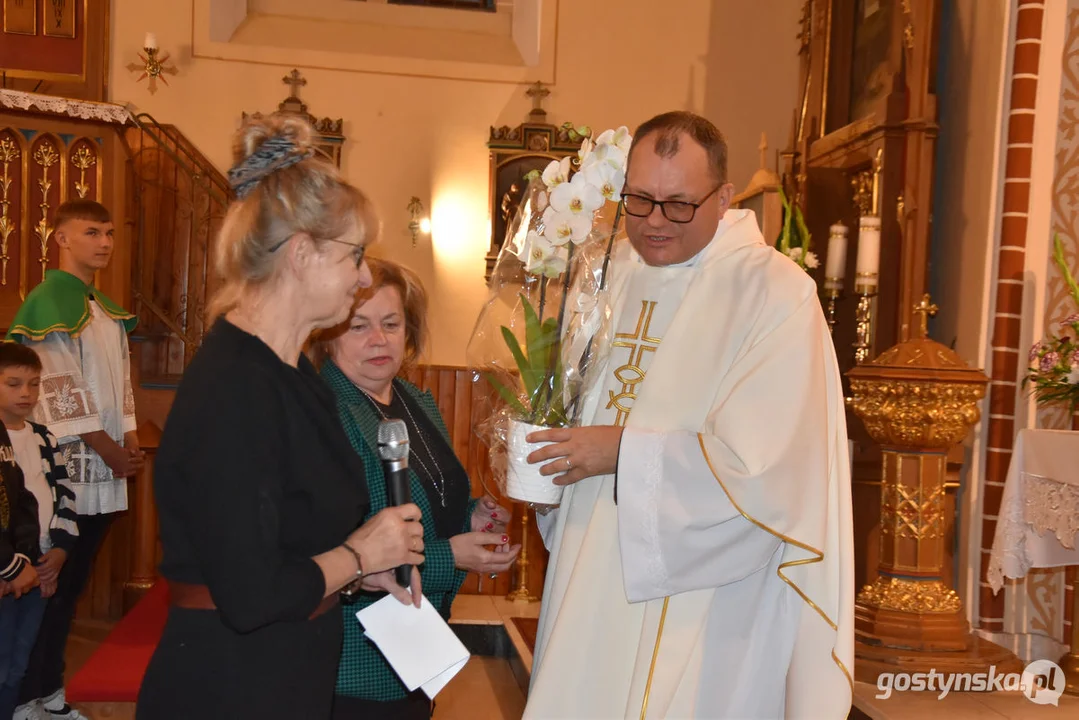 Powitanie nowego proboszcza w  parafii w Siemowie (gm. Gostyń)