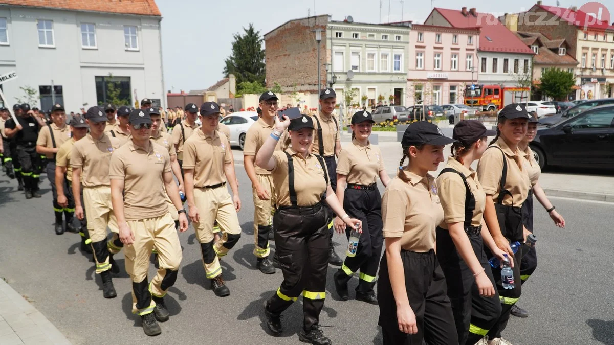 Gminne Zawody Sportowo-Pożarnicze w Jutrosinie