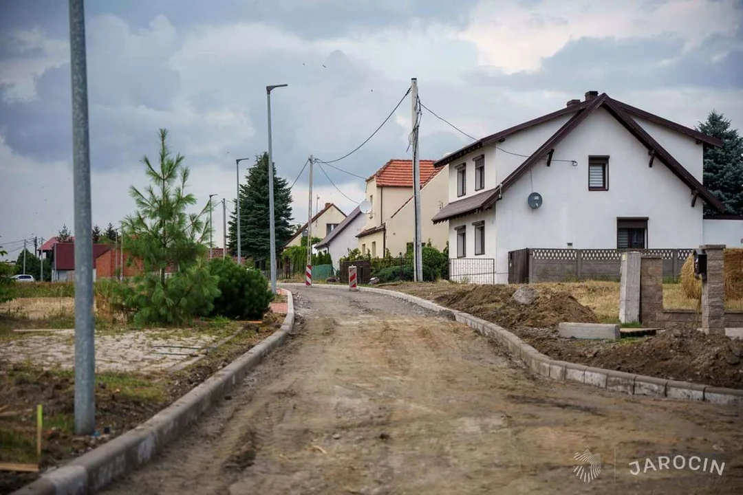 Przebudowa dróg w gminie Jarocin