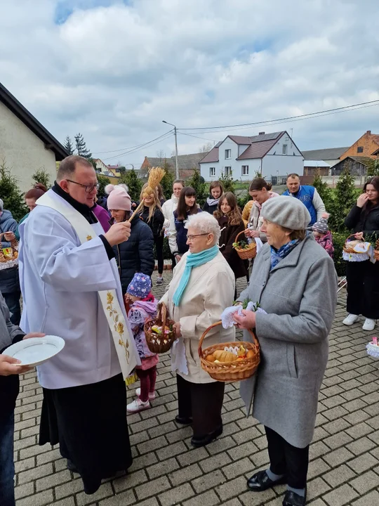 Święcenie potraw w Lutogniewie, Dzierżanowie, Bożacinie i Wróżewach