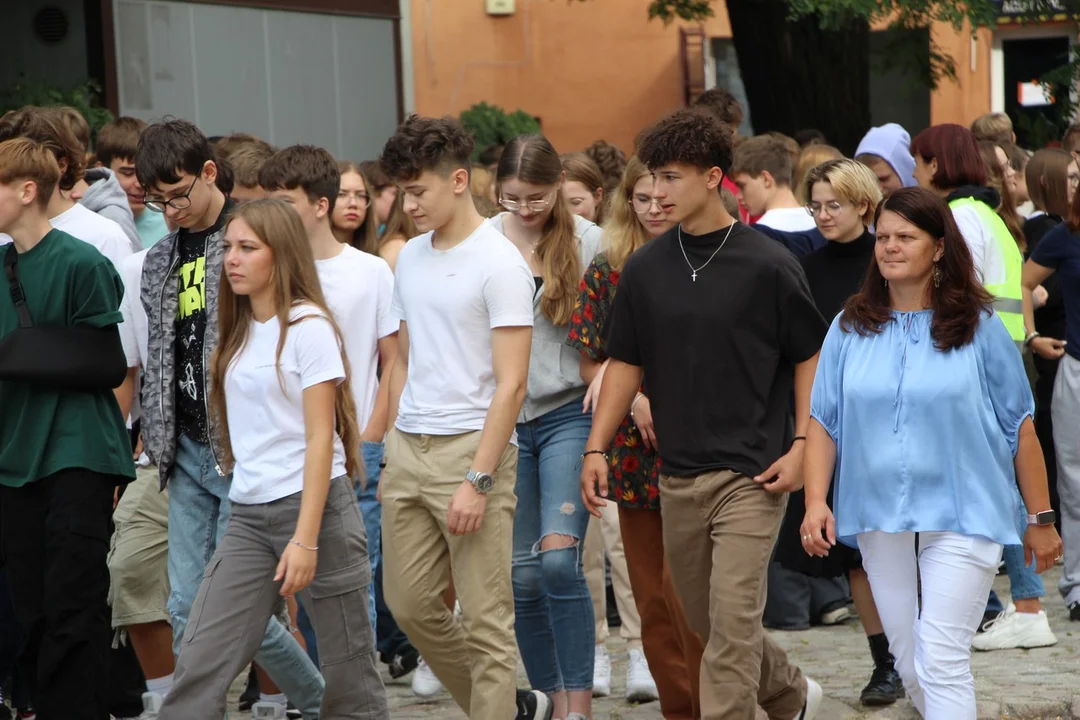 Atak zamachowca w pleszewskiej szkole. Czy jesteśmy na to przygotowani? - Zdjęcie główne