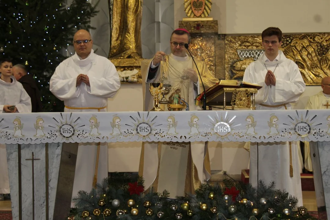 Franciszkanie w Jarocinie rozpoczęli świętowanie 90-lecia z biskupem kaliskim