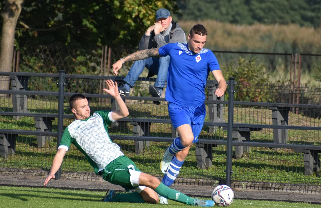 Piast Poniec - Orzeł Mroczeń 3 : 4