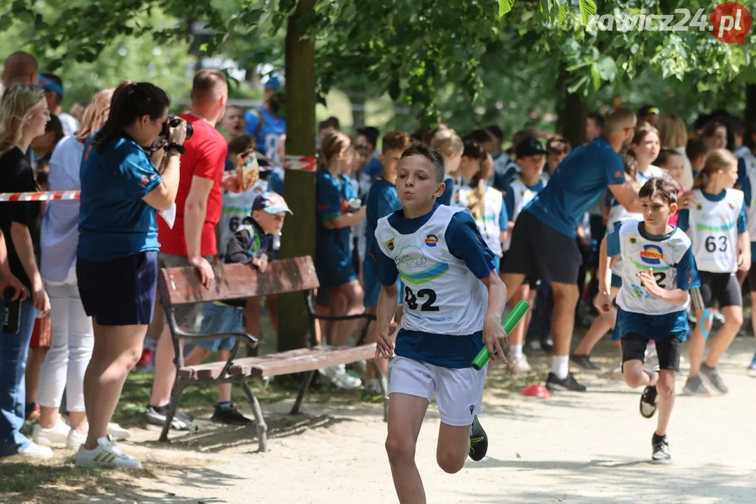 Sztafety szkolne w ramach 24h Rawickiego Festiwalu Sportu