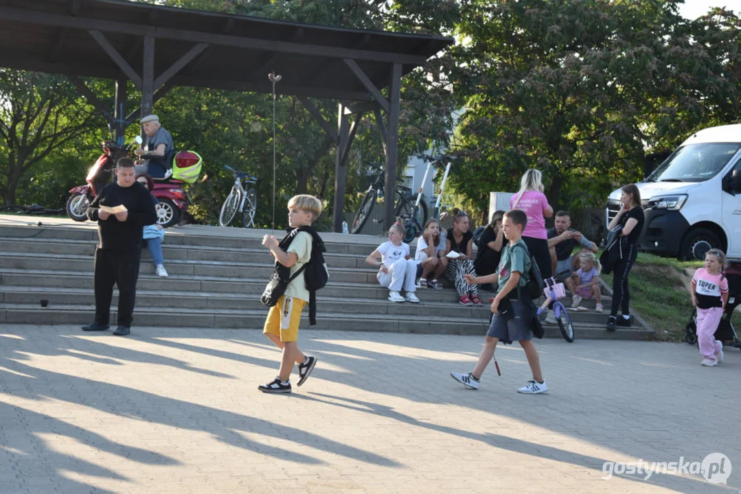 Piknik przy ognisku na pożegnanie lata przygotowała Rada Osiedla Pożegowo w Gostyniu