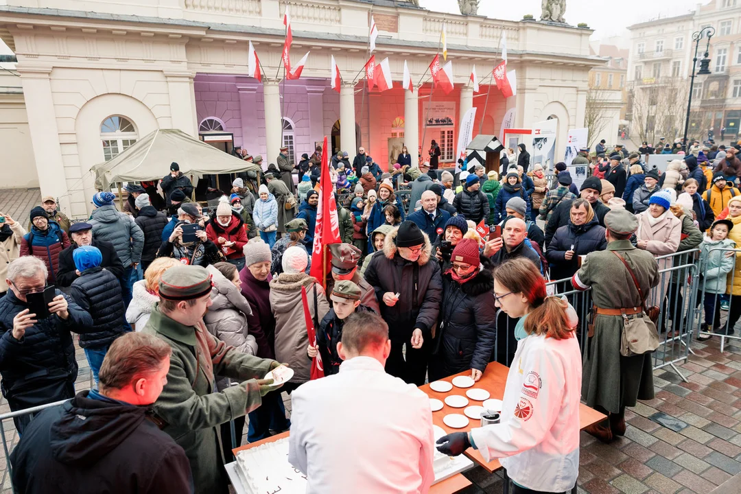 Obchody 106. rocznicy Powstania Wielkopolskiego. Uczczono pamięć bohaterów zwycięskiego zrywu [ZDJĘCIA] - Zdjęcie główne