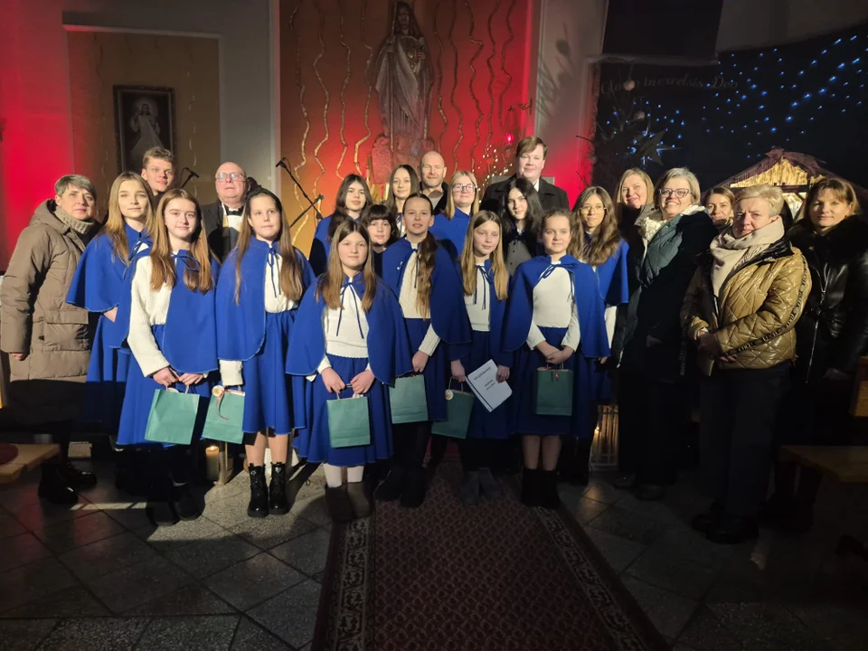 2. Roszkowskie Kolędowanie za nami. „Gratulacje dla tak rozśpiewanych parafian” - Zdjęcie główne
