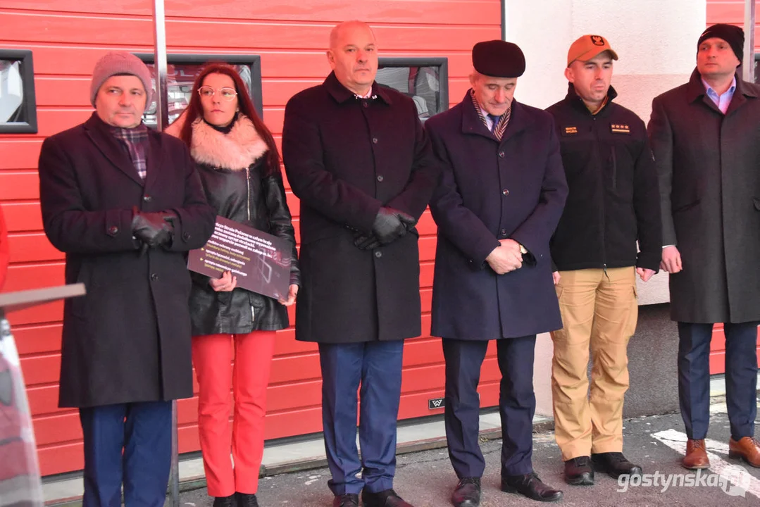 Wręczenie promes na zakup wozów strażackich dla 3 jednostek OSP: Borek Wlkp., Gola i Pogorzela