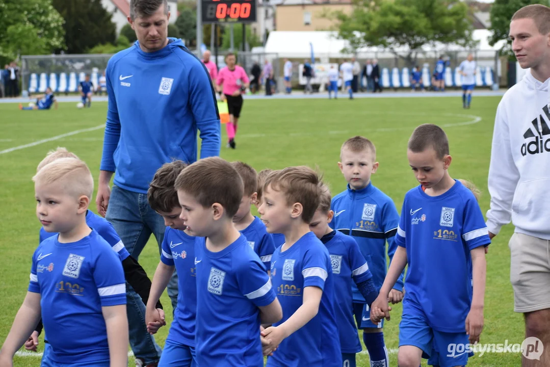 Mecz oldboyów Kani Gostyń i Lecha Poznań na 100-lecie Kani