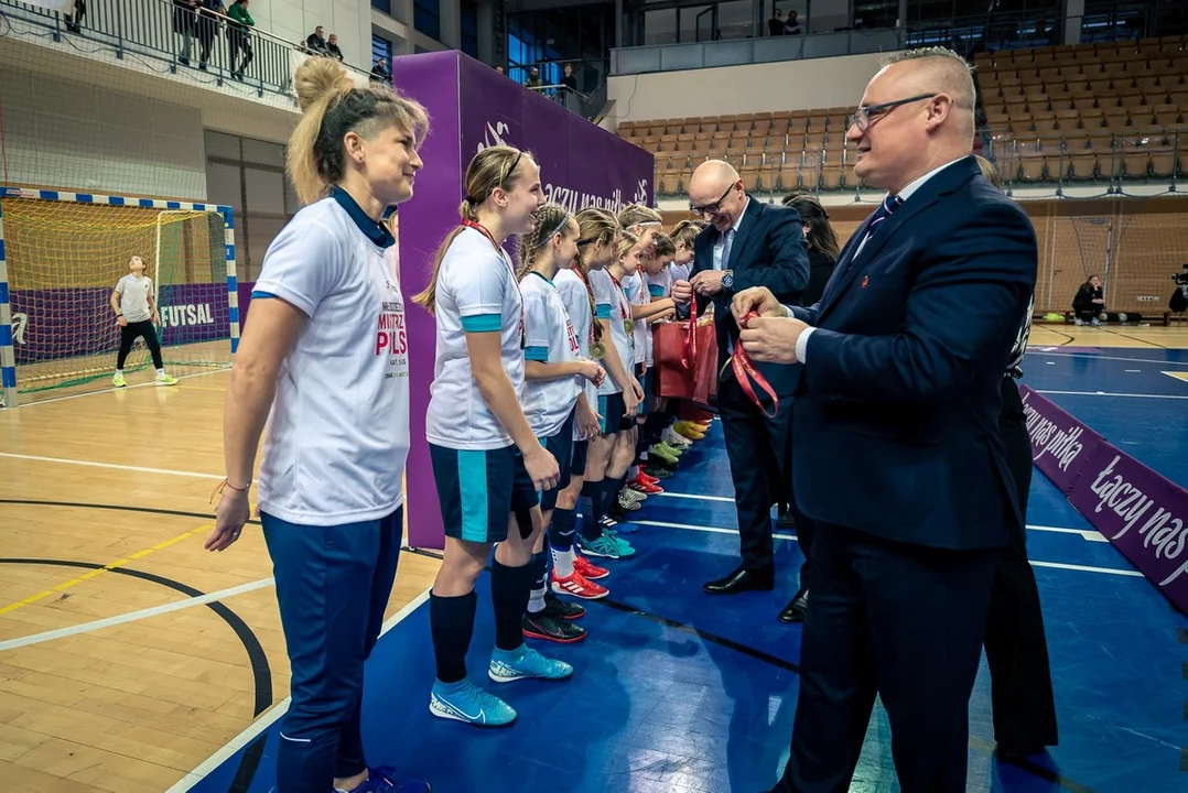 Młodzieżowe Mistrzostwa Polski w futsalu U-15 w Poznaniu. Zwycięstwo Sparty Miejska Górka