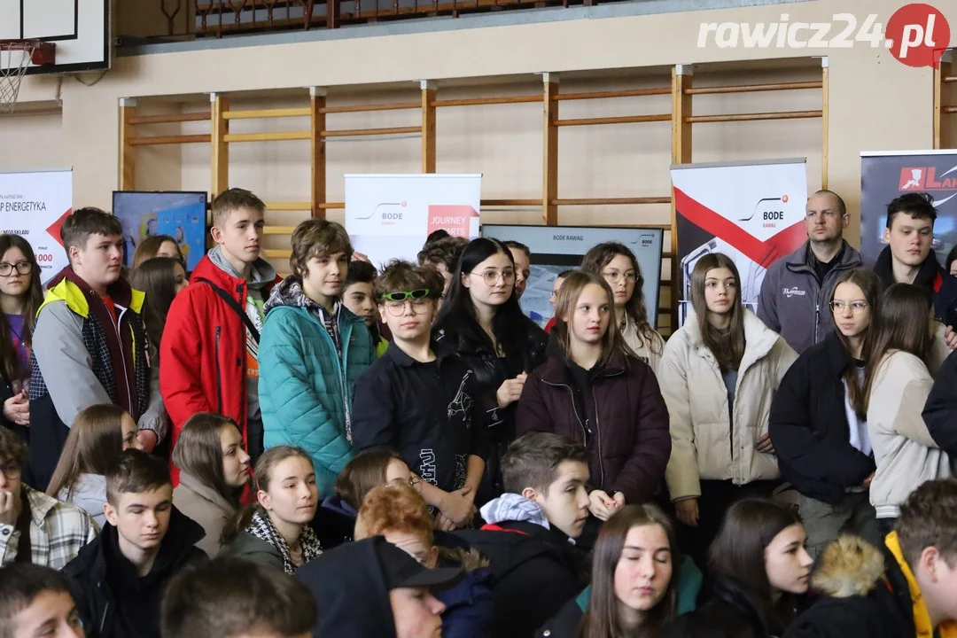 Targi edukacyjne w ZSZ Rawicz